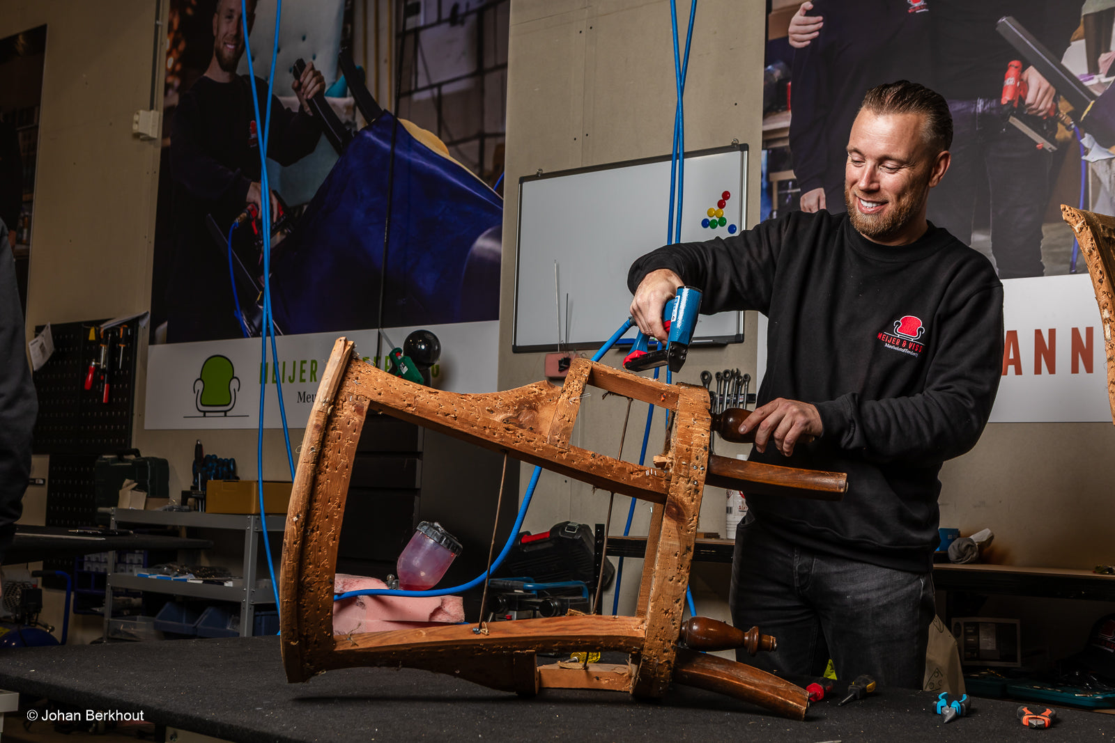 Handgemaakte stoffering voor klassieke meubels door vakman uit Zaanstad
